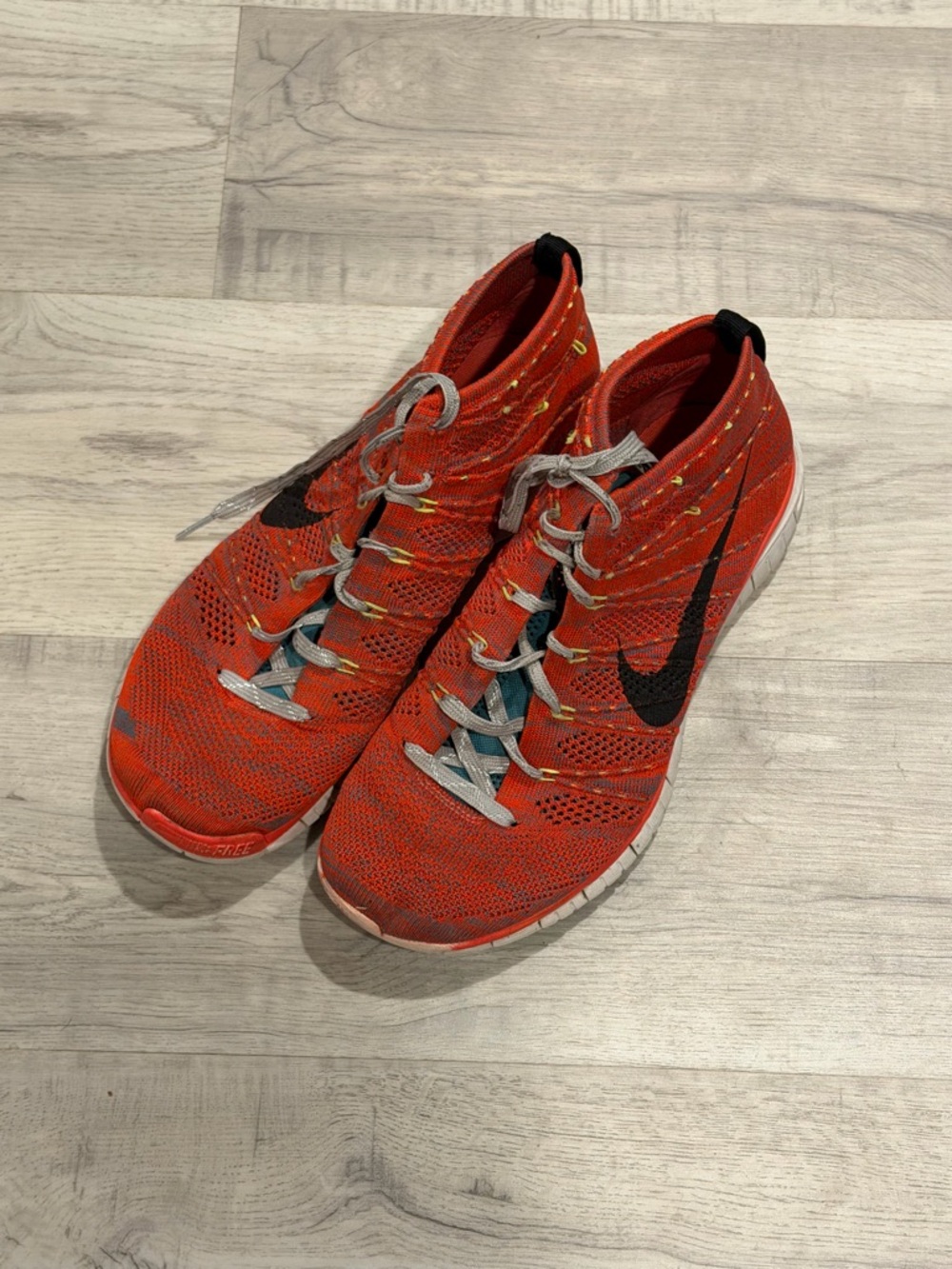 Nike Free Flyknit Chukka Sneakers sz 10